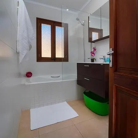 Townhouse Lleo 72 By Homevillas360 Holiday home *