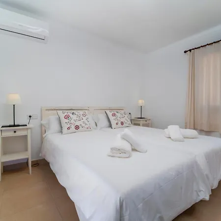Townhouse Lleo 72 By Homevillas360 Pollenca